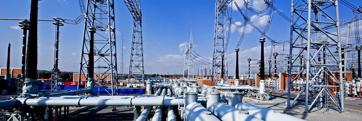 電力行業(yè)起重機監(jiān)測設備圖片