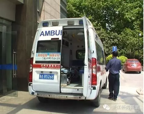 五一假期，杭州一工地的起重機(jī)吊機(jī)倒塌，造成1人重傷，3人輕傷